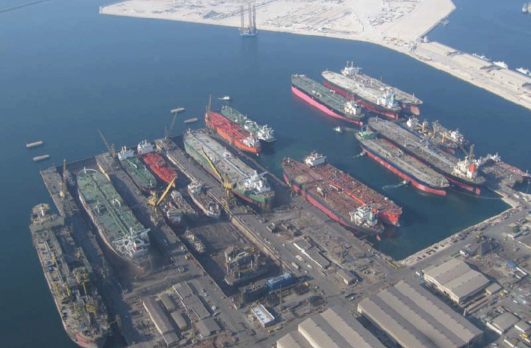 DOCKS-AND-BERTHS-IN-DUBAI-2.jpg